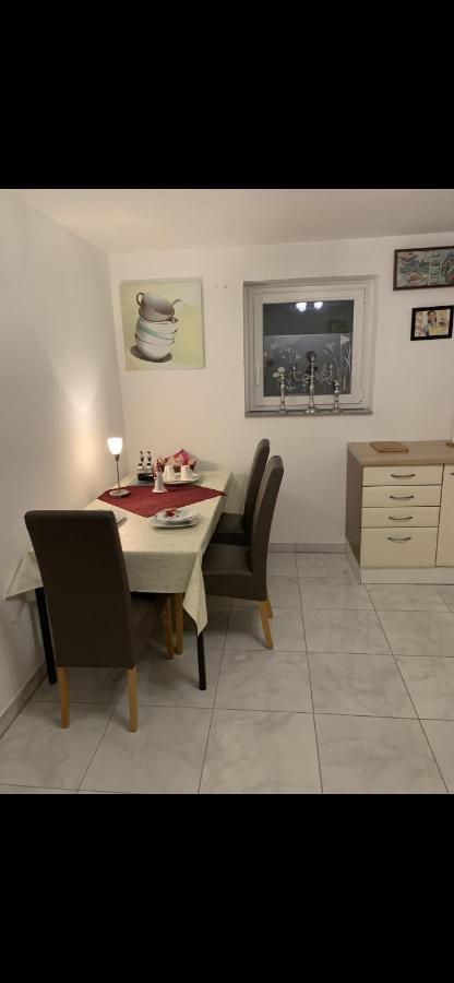 Faridd Ferienwohnung Krefeld Exterior foto